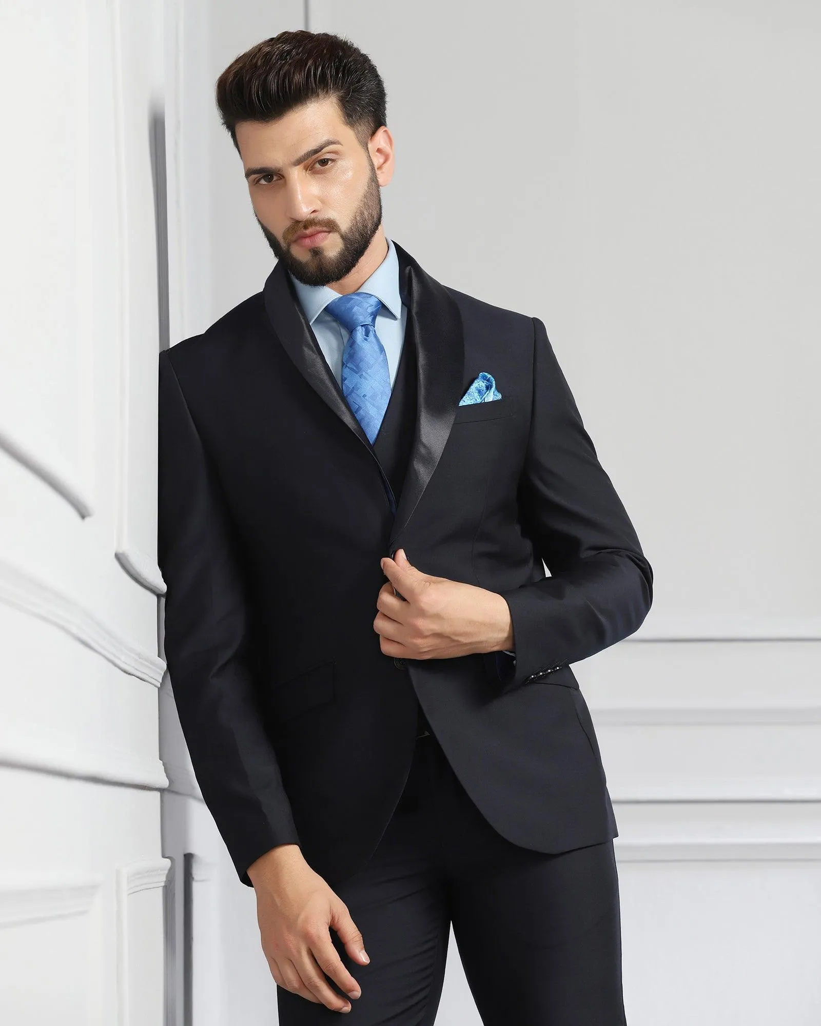 Luxe Three Piece Navy Solid Formal Suit - Meriner